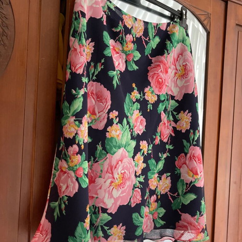Ralf Lauren 100% Silk Fausta with lining No 16