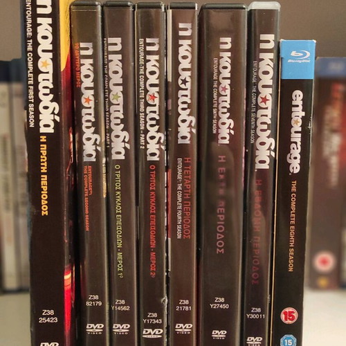 Entourage DVD and Blu-ray like new, missing season 5