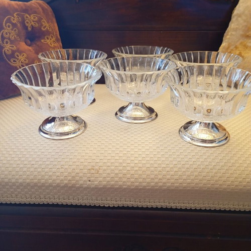 Vintage set of 6 dessert bowls like new, glass with silver base