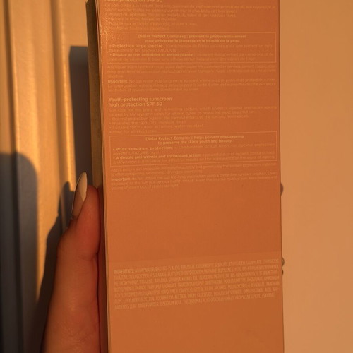 Clarins Youth-Protecting Sunscreen Body SPF 30, 150ml