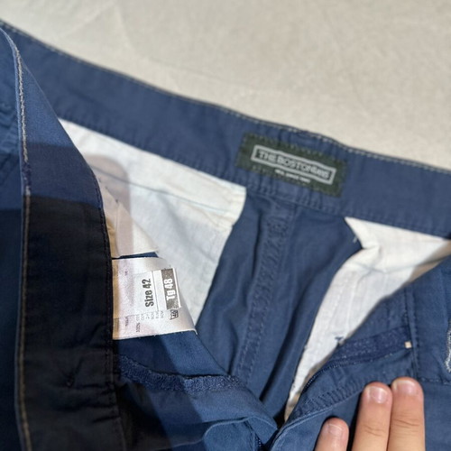 Bostonians Bermuda shorts size 42, blue