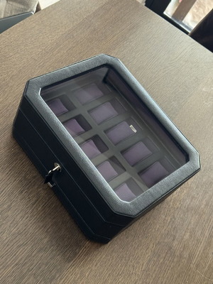 Wolf 1834 Watch and Jewelry Box like new, holds 10 watches or bracelets