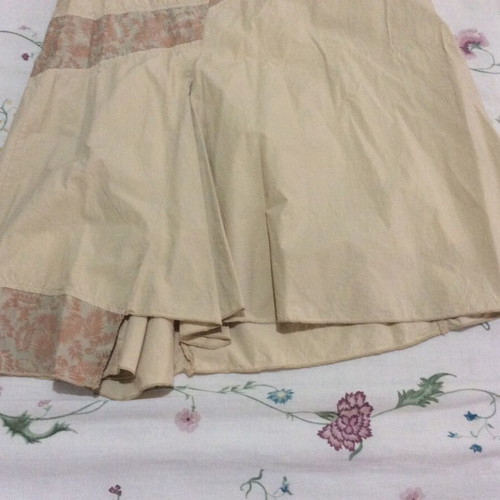Sarah Lawrence women's midi skirt like new, asymmetric, beige and pink