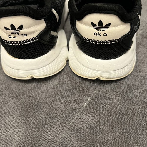 Adidas baby shoes size 22 used, athletic