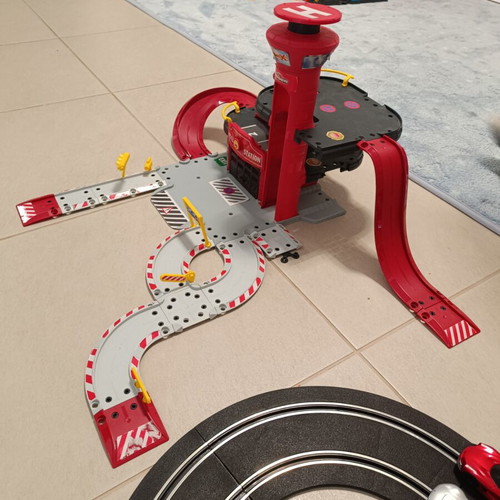 Majorette fire station and Maisto Tech racetrack like new