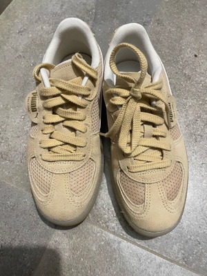 Puma Palermo sneakers like new, size 37