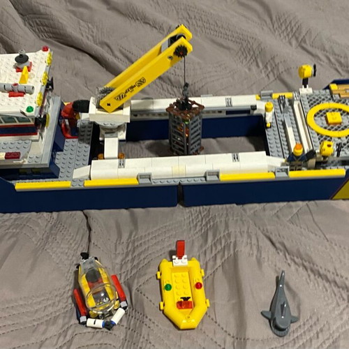 Ocean Exploration Ship Lego like new