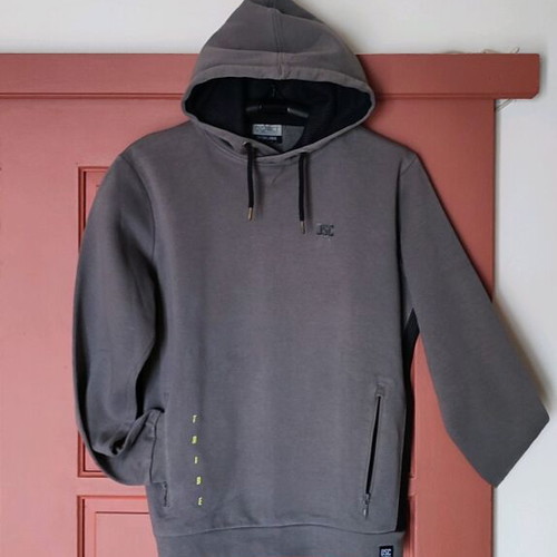 District hoodie XL like new, dark gray
