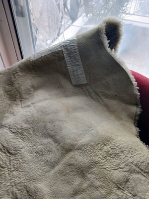 Leather wool rug lamb used