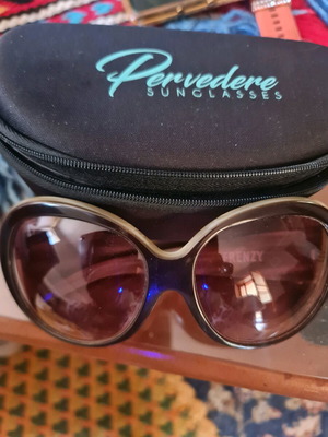 Γυαλιά ηλίου Vonzipper σαν καινούργια, ταρταρούγα μπεζ και καφέ