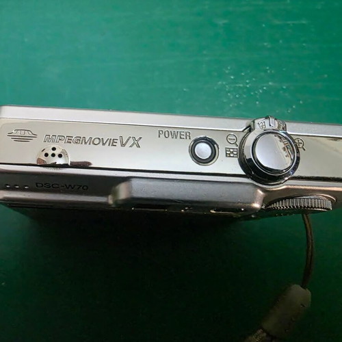 Sony Cyber-shot DSC-W70 digital camera with battery and charger