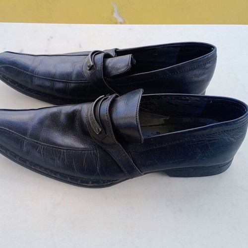 Guess men's used black shoes size 48 classic loafers