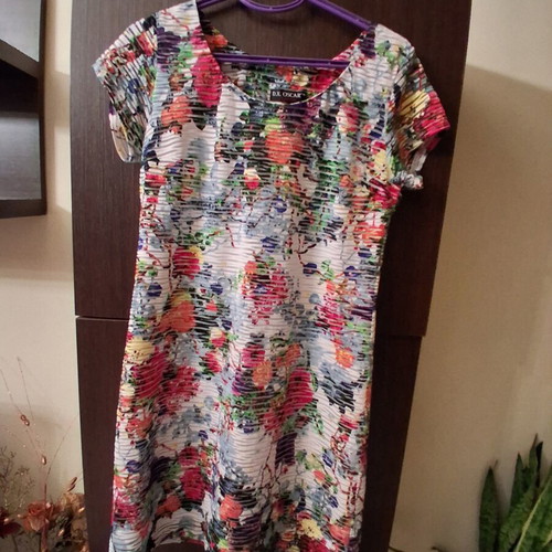 Dress size S,M like new, easy care