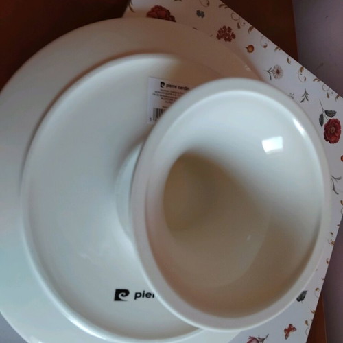 Porcelain cake stand with foot new