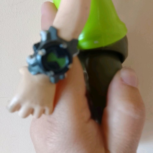 Ben 10 Ben Tennyson action figure used
