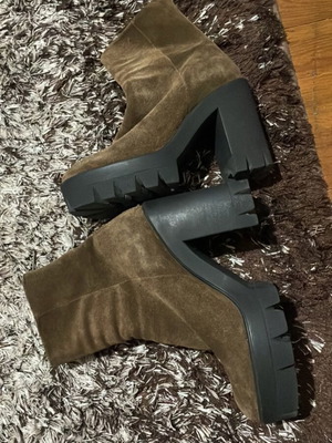 Stella brown suede boots with warm lining, 11cm heel