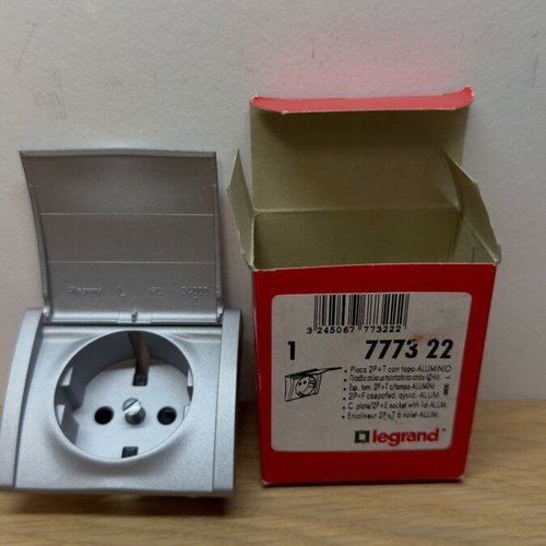 Legrand aluminum outdoor socket new