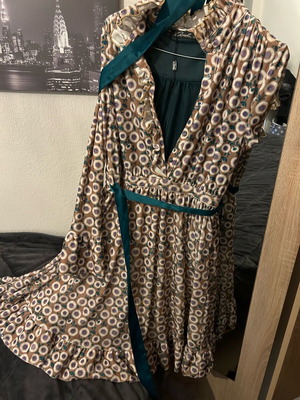 Exel dress with unique velour pattern new, multicolor