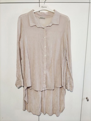 Asymmetric Regalinas striped shirt like new, beige and white