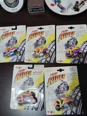 Mini Maisto 1995 Motorcycles new, pack of 4