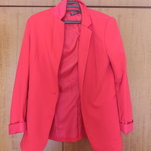 Stradivarius red jacket like new, size M