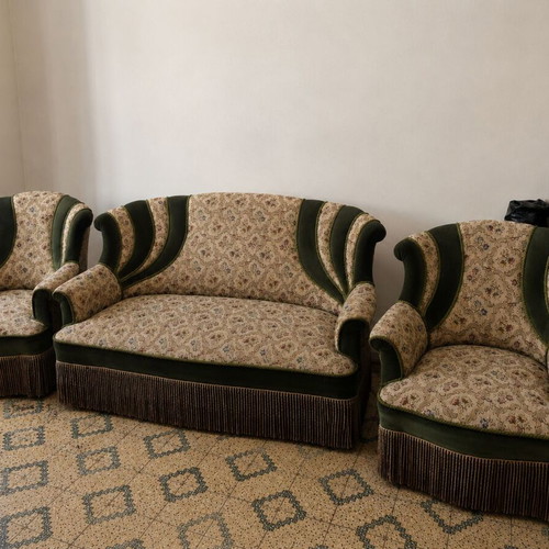 Classic living room set used, sofa and 2 armchairs
