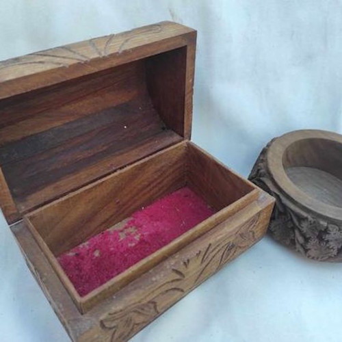Wood Carved Chest and Bowl from India like new
