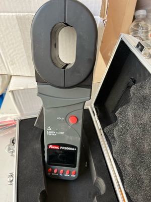Fuzrr FR2000A+ Earth Clamp Tester like new