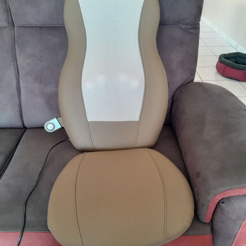 Scholl Easy Shiatsu Edition Massage Chair like new