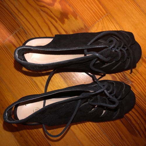 Women's platform shoes used with laces, black, size 38