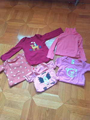 Branded baby bodysuits for girl 12-18 months like new