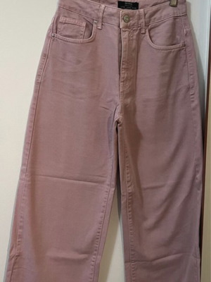Τζιν wide leg Bershka ροζ σαν καινούργιο, cropped