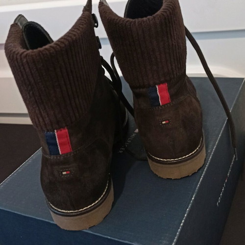Tommy Hilfiger boots size 41 new brown leather