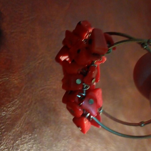 Women's earrings made of natural coral like new