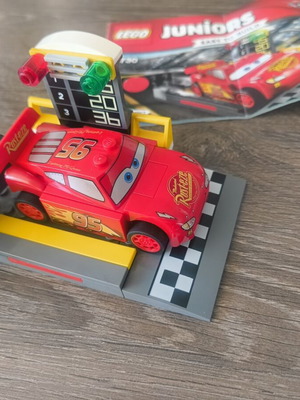 Lego 10730 Lightning McQueen Speed Launcher used, Juniors