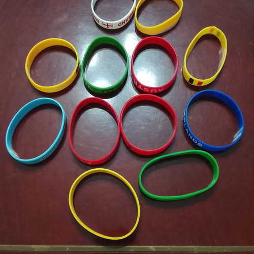 Country wristbands pack of 12, new