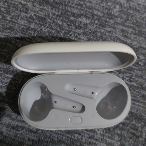 Genuine Huawei FreeBuds SE charging case white like new