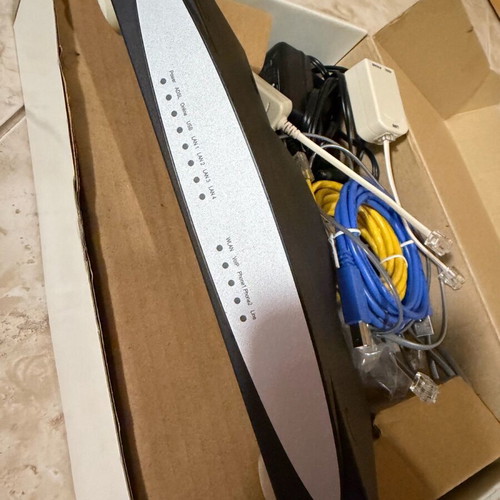 Hol Double Play router new in excellent condition