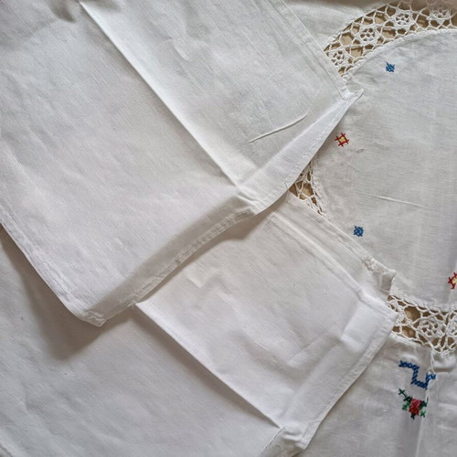 Tablecloth and napkin set new, 78x78cm and 4 pieces 24x24cm