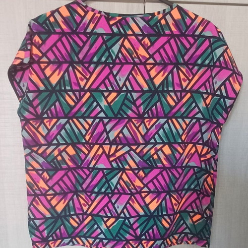 Noisy May women's short-sleeve blouse with multicolor design like new