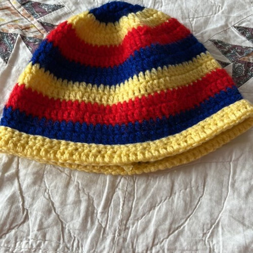 Wool hat handmade, like new, multicolor, kids XS