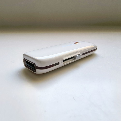 Vodafone K3715 3G USB Modem like new
