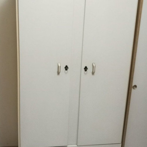 Wardrobe for small spaces like new, 2 doors and 2 drawers