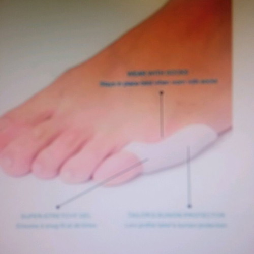 Silicone protector for small toe pack of 2