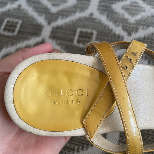 Gucci sandals yellow size 38.5