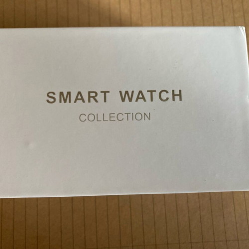 Smartwatch with metal strap like new