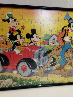 Disney vintage puzzle σε κάδρο από τα 80s, ένα κομμάτι προβληματικό