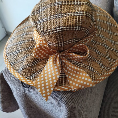 Women's Straw Sun Hat with Checked Pattern and Polka Dot Bow like new
