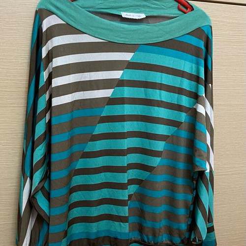 Line blouse multicolored size L new