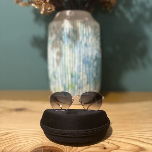 Sunglasses with metal frame like new, purple